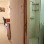 שירותים ומקלחת פרטיים בכל חדר - ניצן חיפה